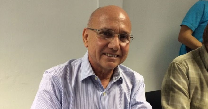 ARQ. ADRIAN BASTIDAS BERNAL