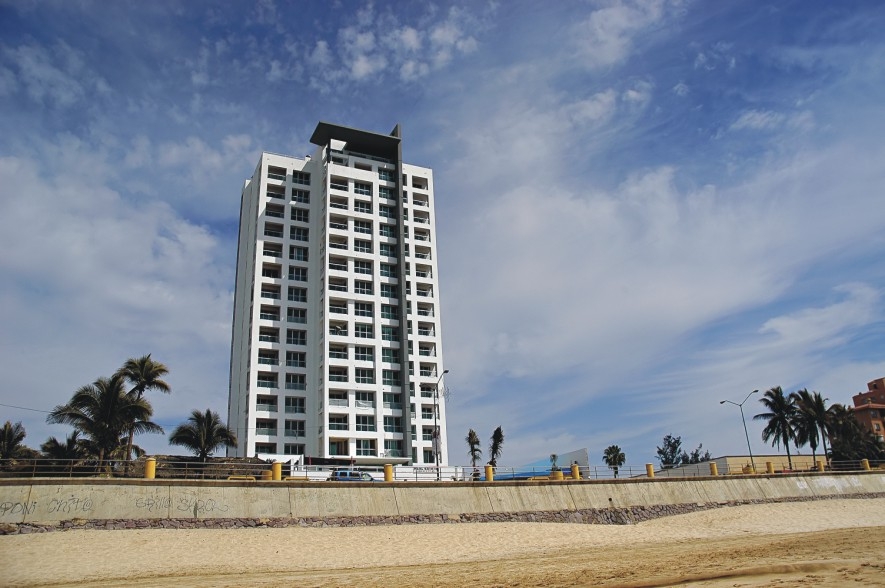 TORRE DE CONDOMINIOS HORIZONT SKY