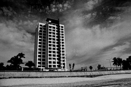Torre de condominios Horizont Sky